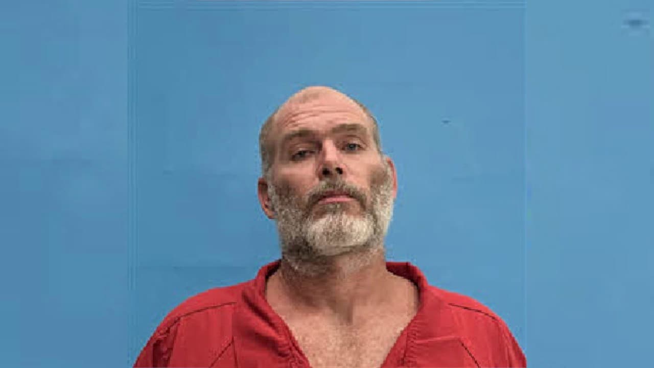 DeSoto County sex offender charged with possession of child pornography