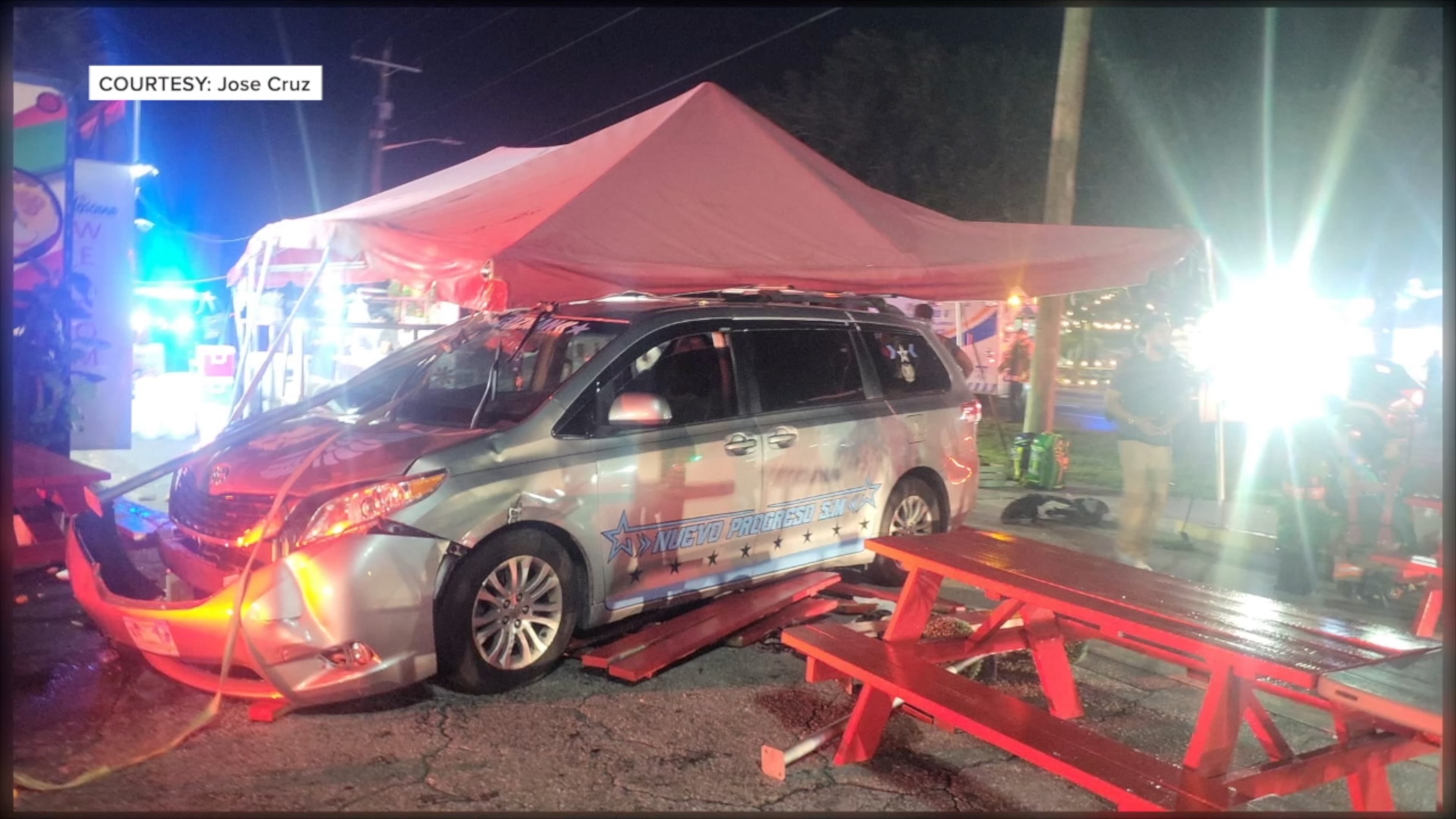 Fort Myers police say DUI driver crashed into taco stand area, injuring 9