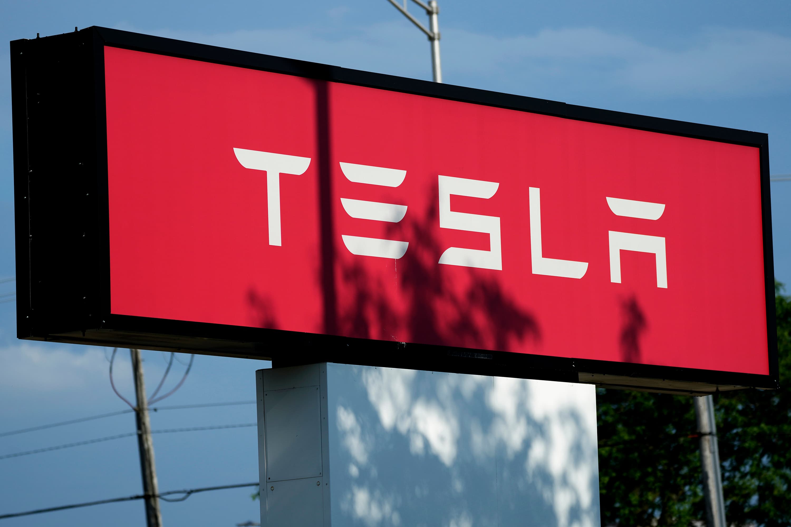 State Dept. scrubs 'Tesla' from $400M armored EV plan, says no purchase planned