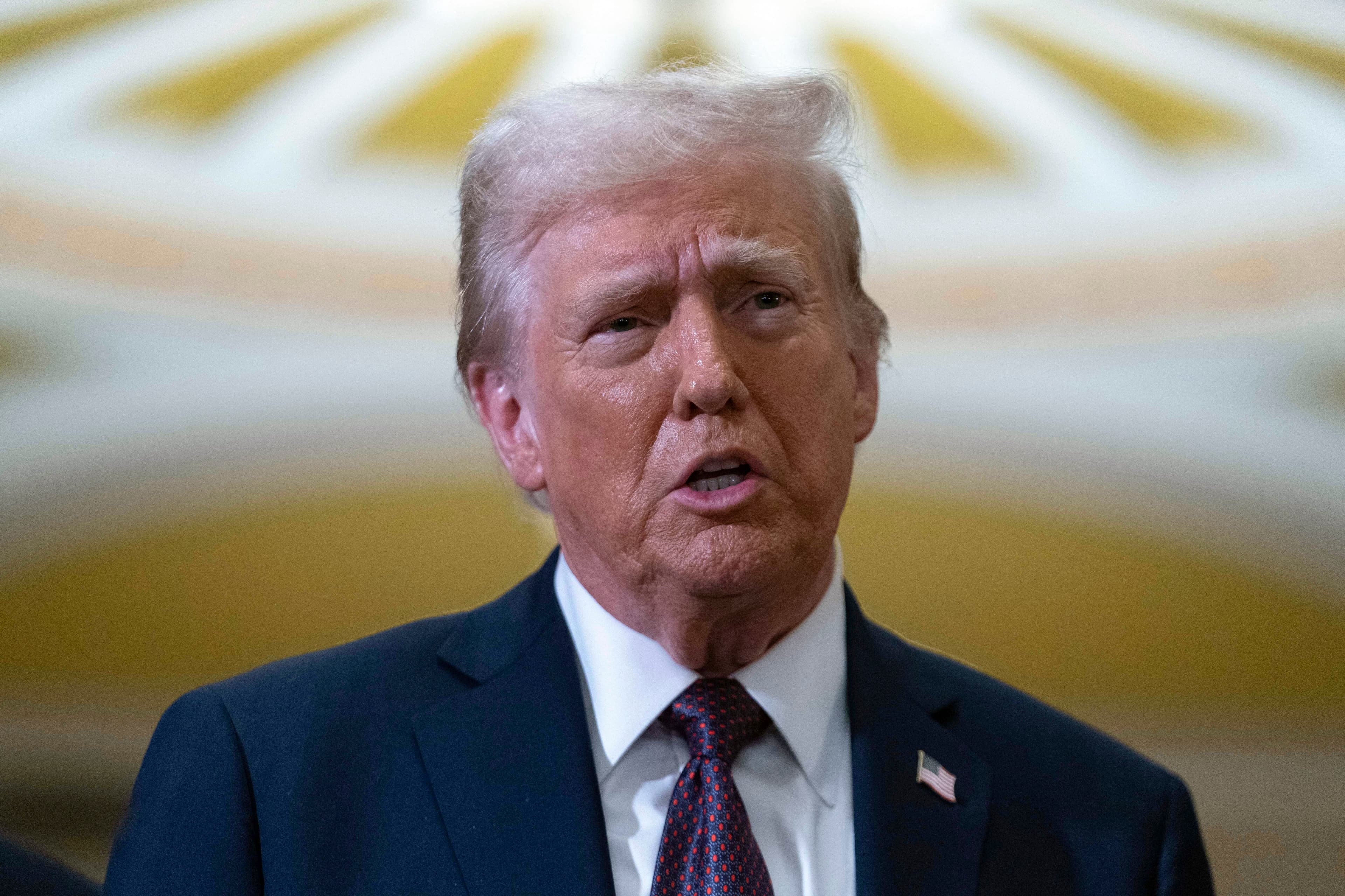 Appeals court declines to lift block on Trump's birthright citizenship order