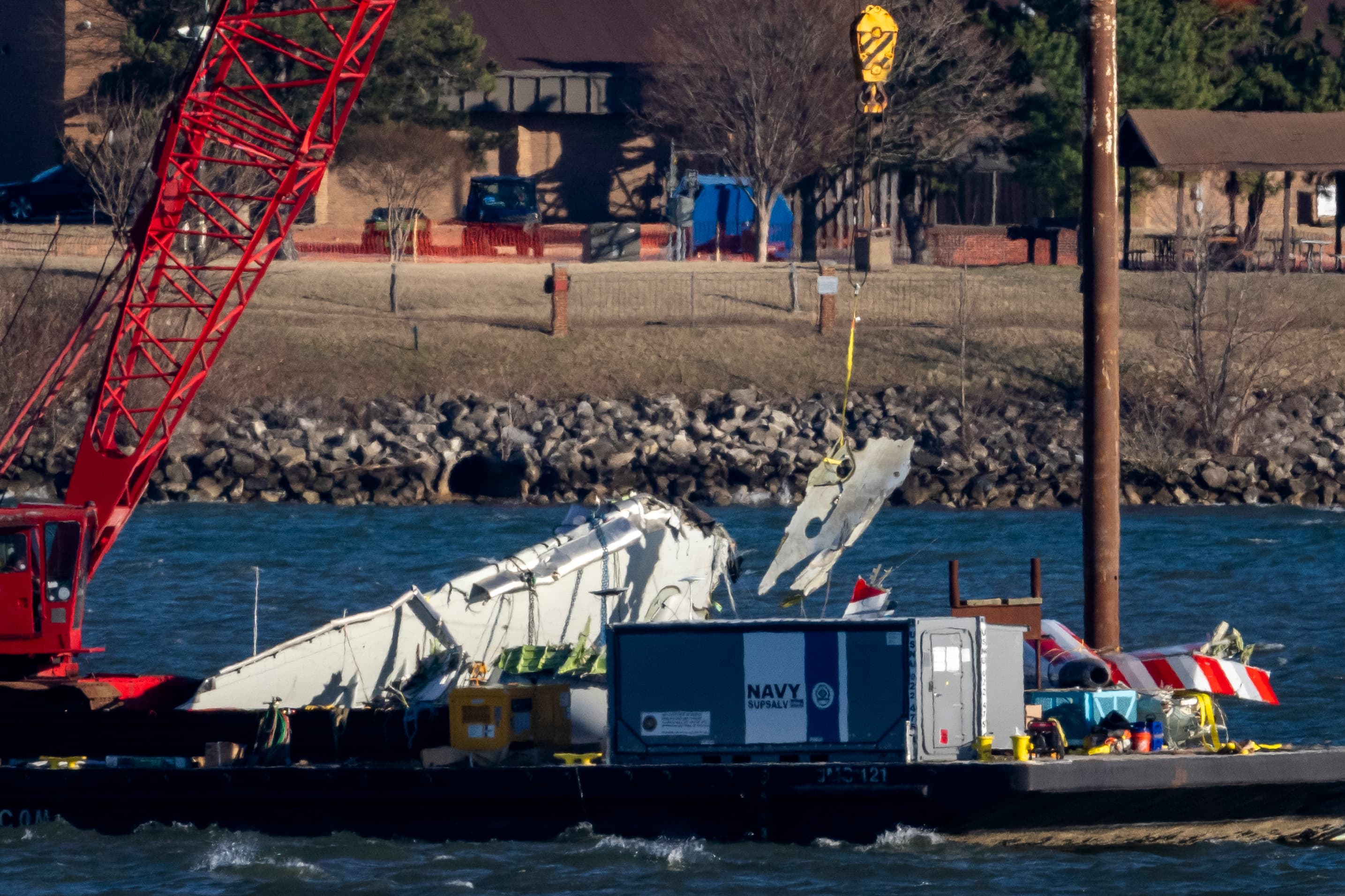 NTSB discusses the moments before a fatal air crash near Reagan National Airport