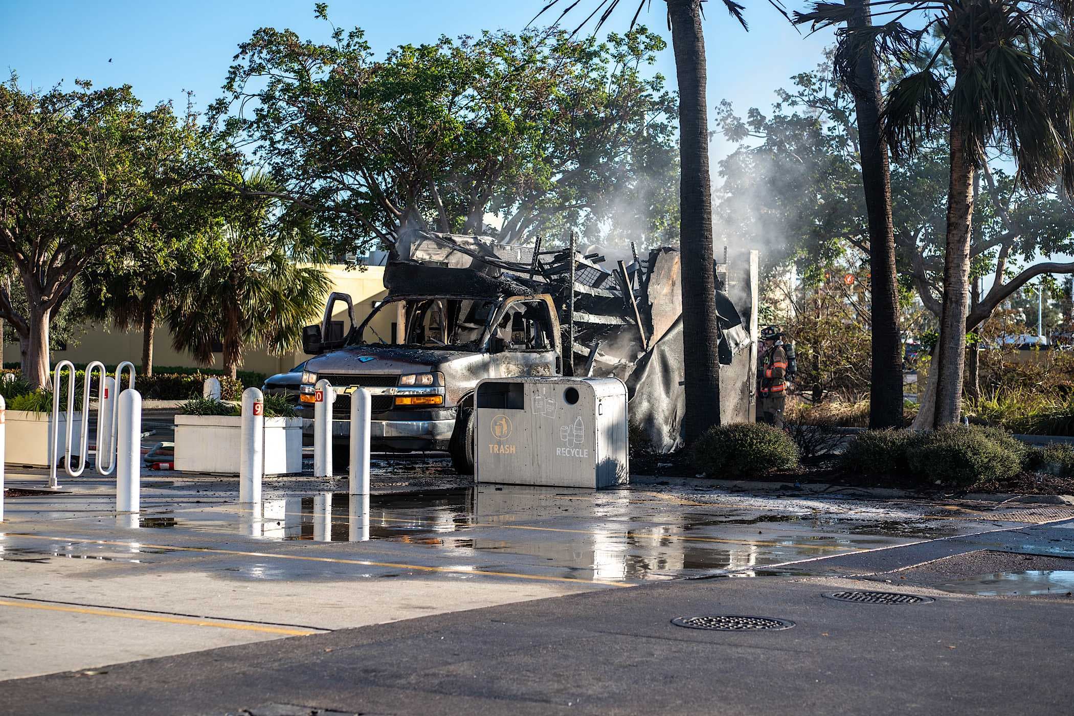 Box truck bursts into flames at Fort Myers gas station