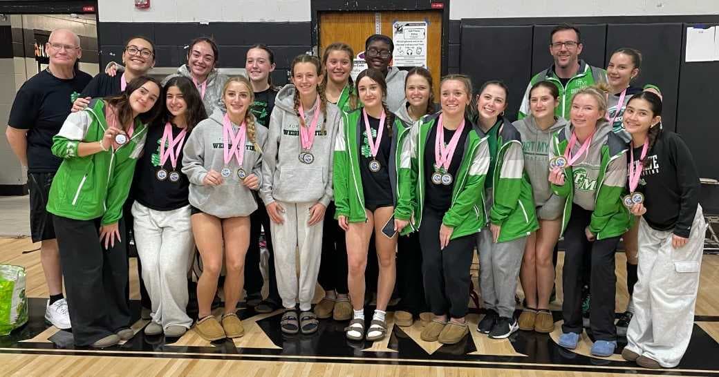 Fort Myers girls weightlifting wins 9th straight LCAC title