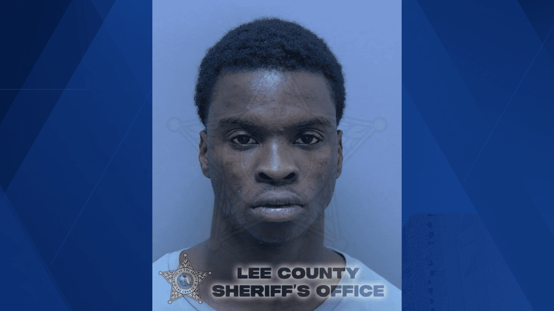 Man stabbed woman in neck with scissors during Fort Myers Publix attack, report says