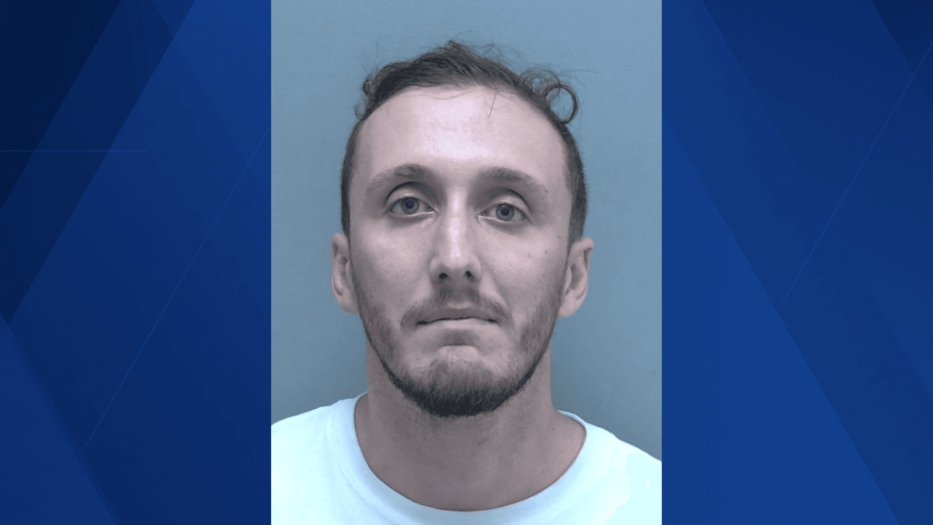 Cape Coral man wanted after violating probation for third DUI offense