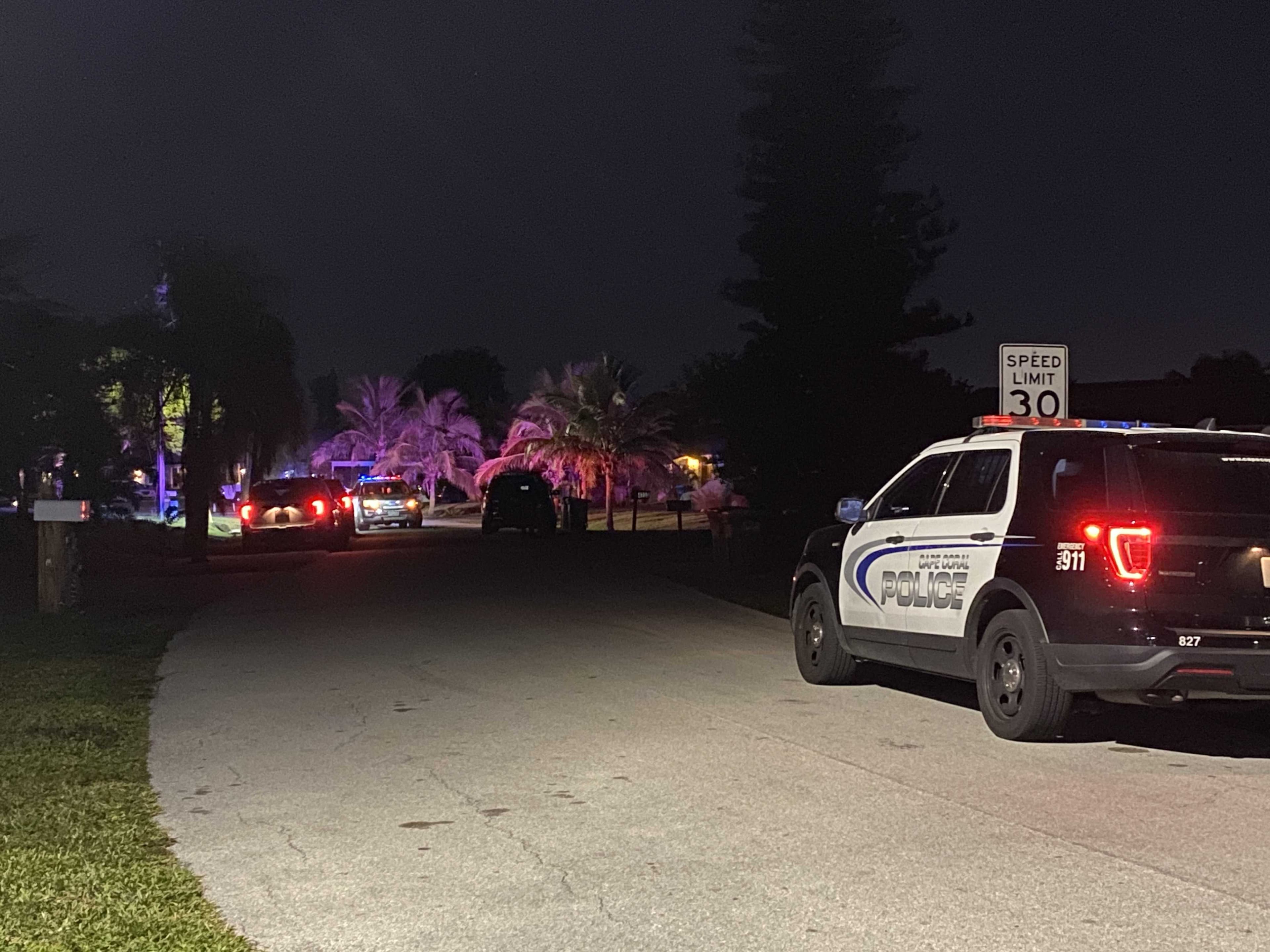 Police swarm neighborhood in Cape Coral