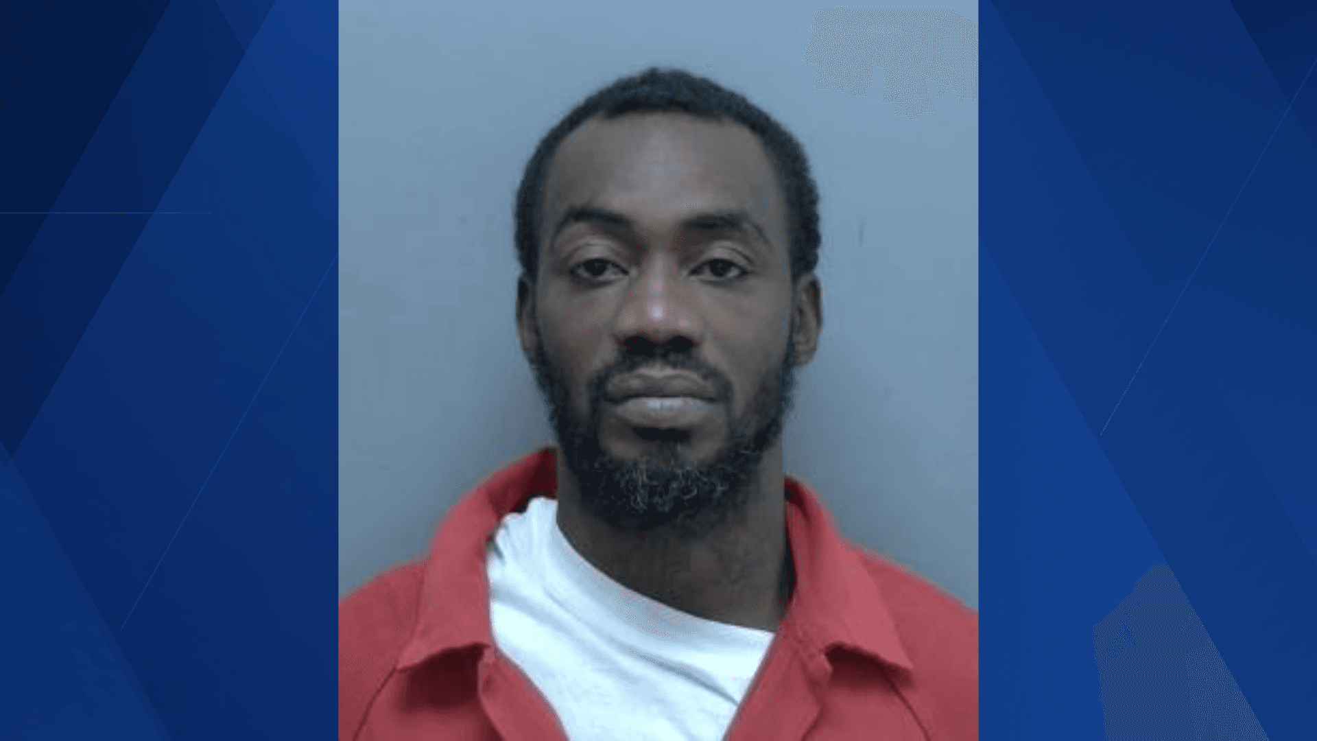Law enforcement looking for Lee County sex offender after violating terms of probation