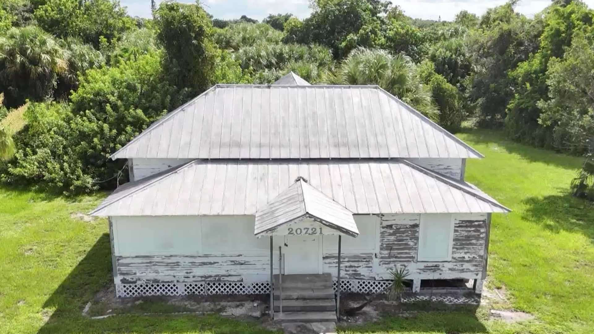 Fight continues to keep historic Estero home standing