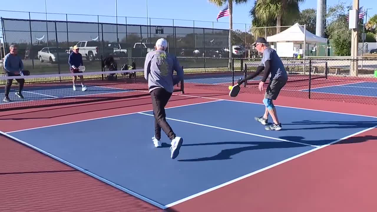 Cold temperatures no match for dedicated pickleball players in Naples