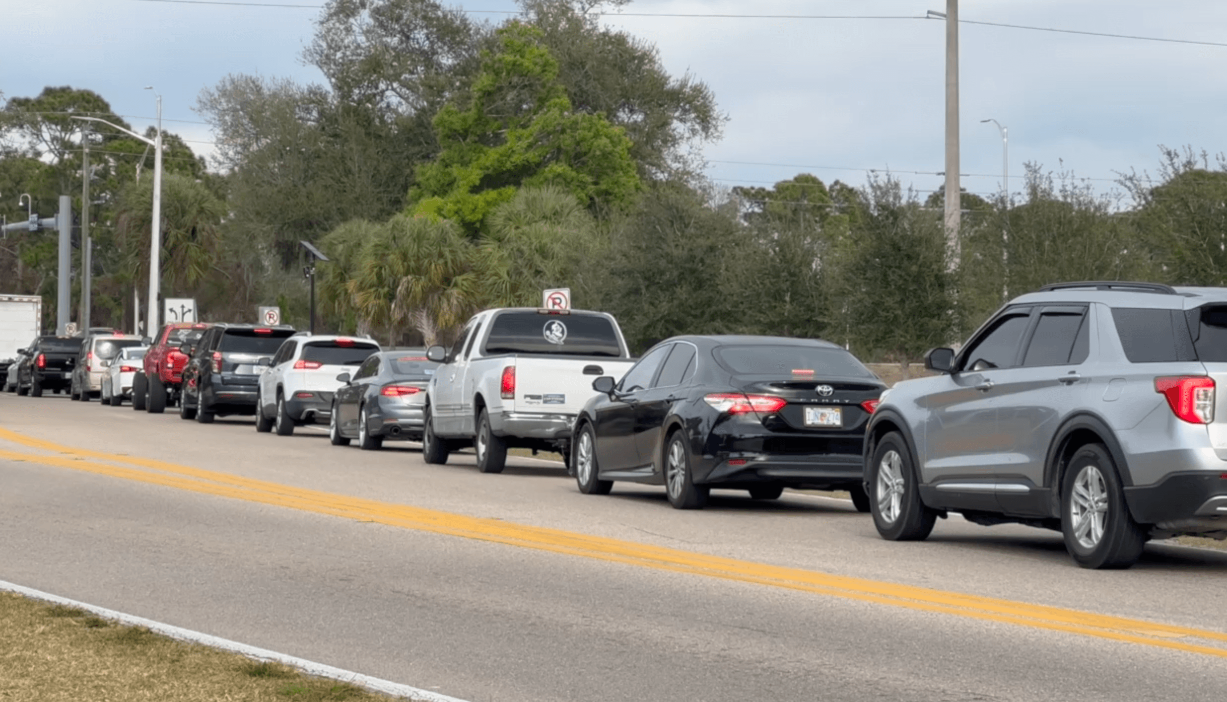 Gateway parents raise safety concerns over traffic congestion near schools