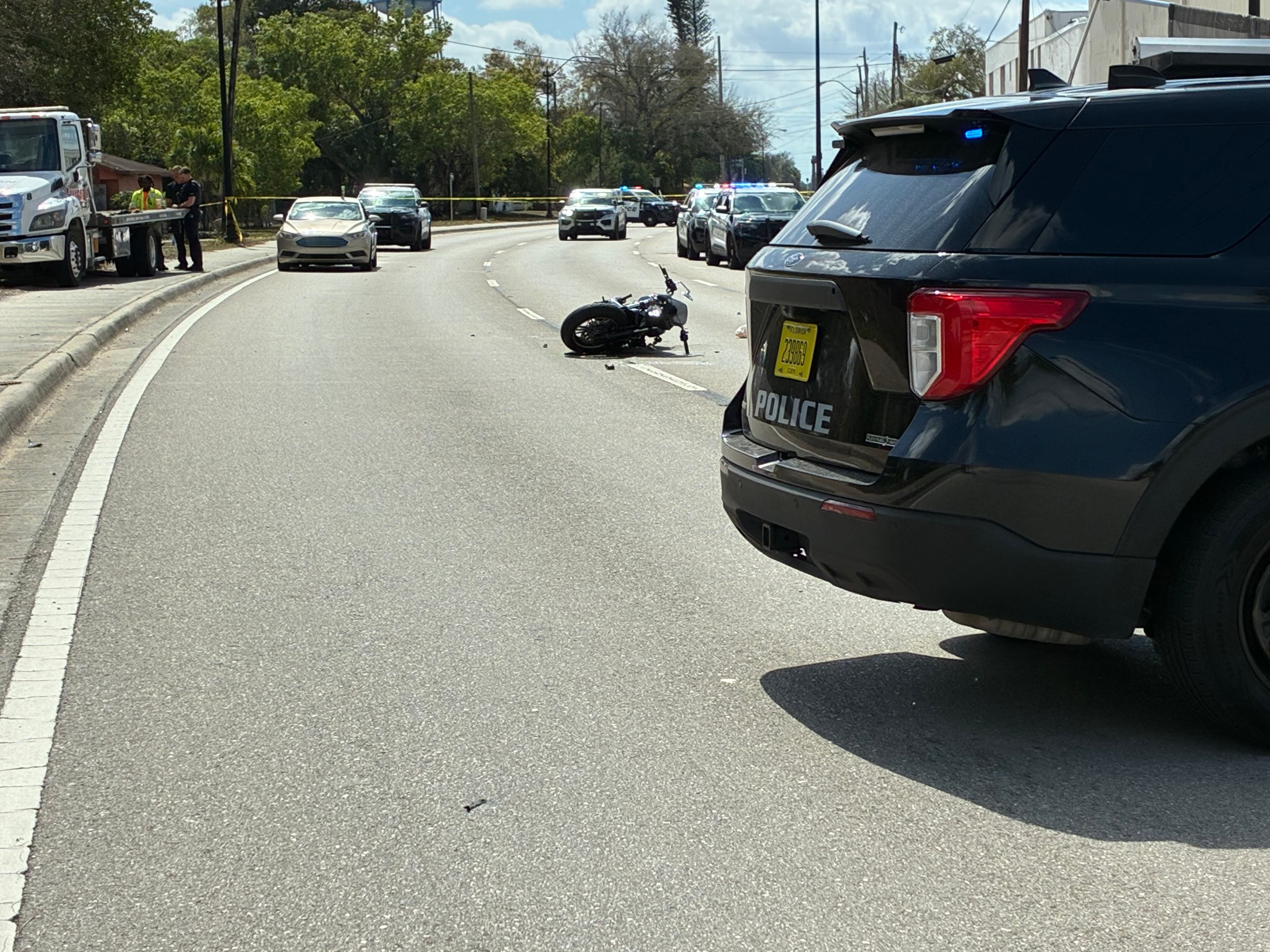 Fort Myers Police investigating deadly motorcycle crash