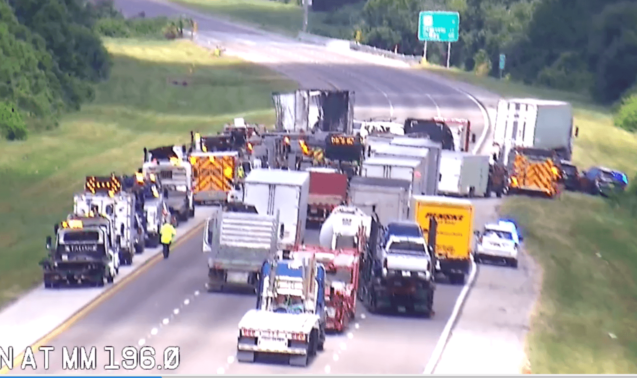 TRAFFIC ALERT: Crash on I-75 shuts down NB Lanes