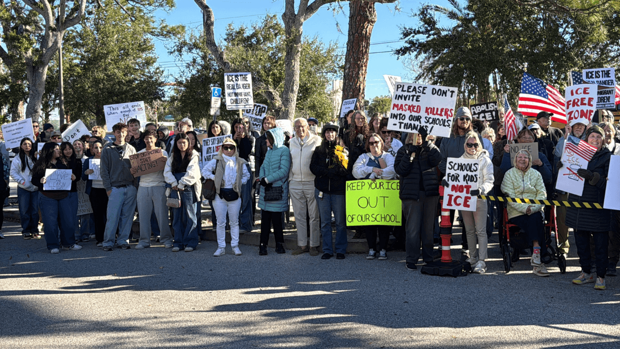 Sarasota school board passes controversial ICE cooperation resolution