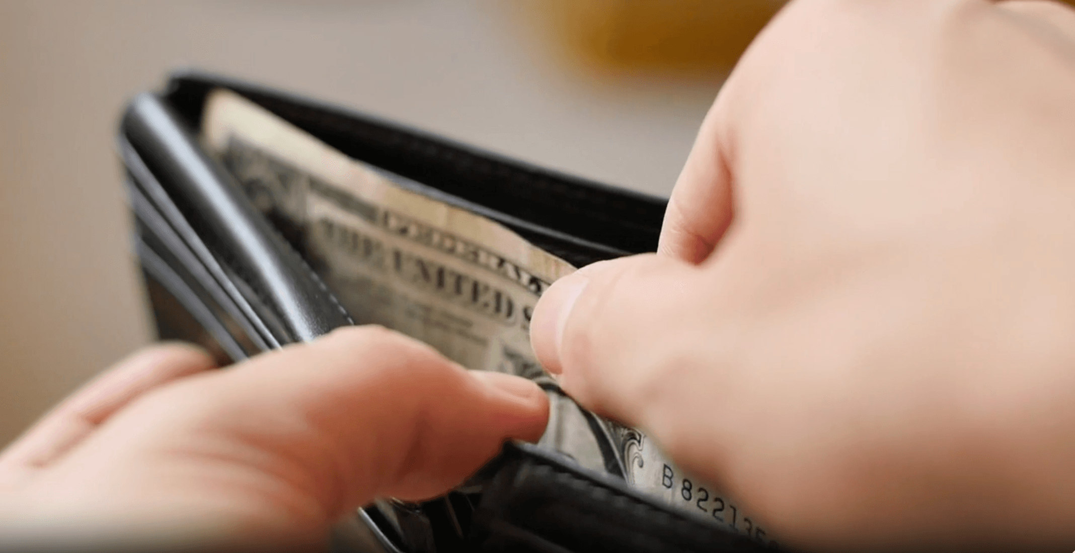 Americans plan to spend big this holiday season despite economic uncertainty