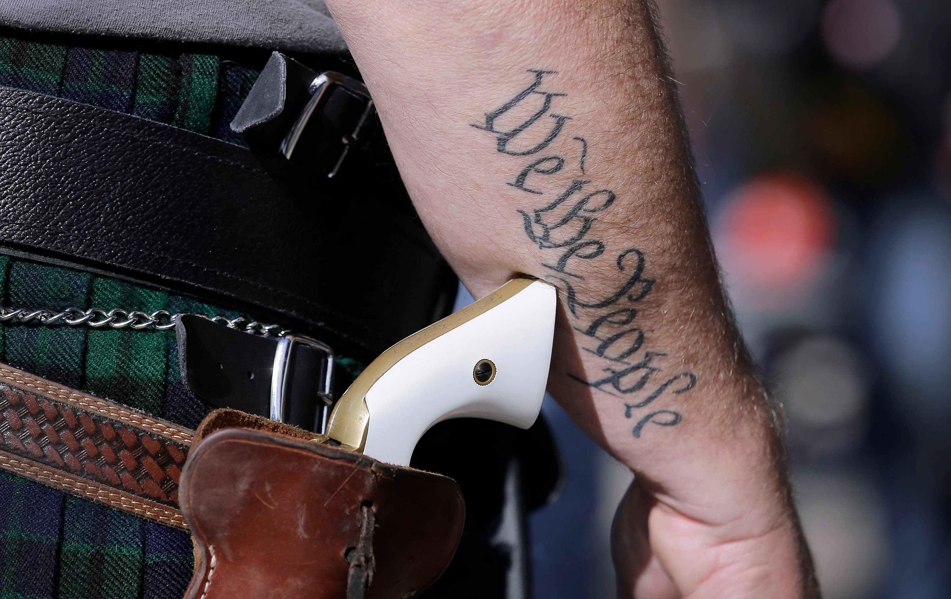 Florida AG Tells Law Enforcement to Stop Enforcing Open Carry Ban After Ruling