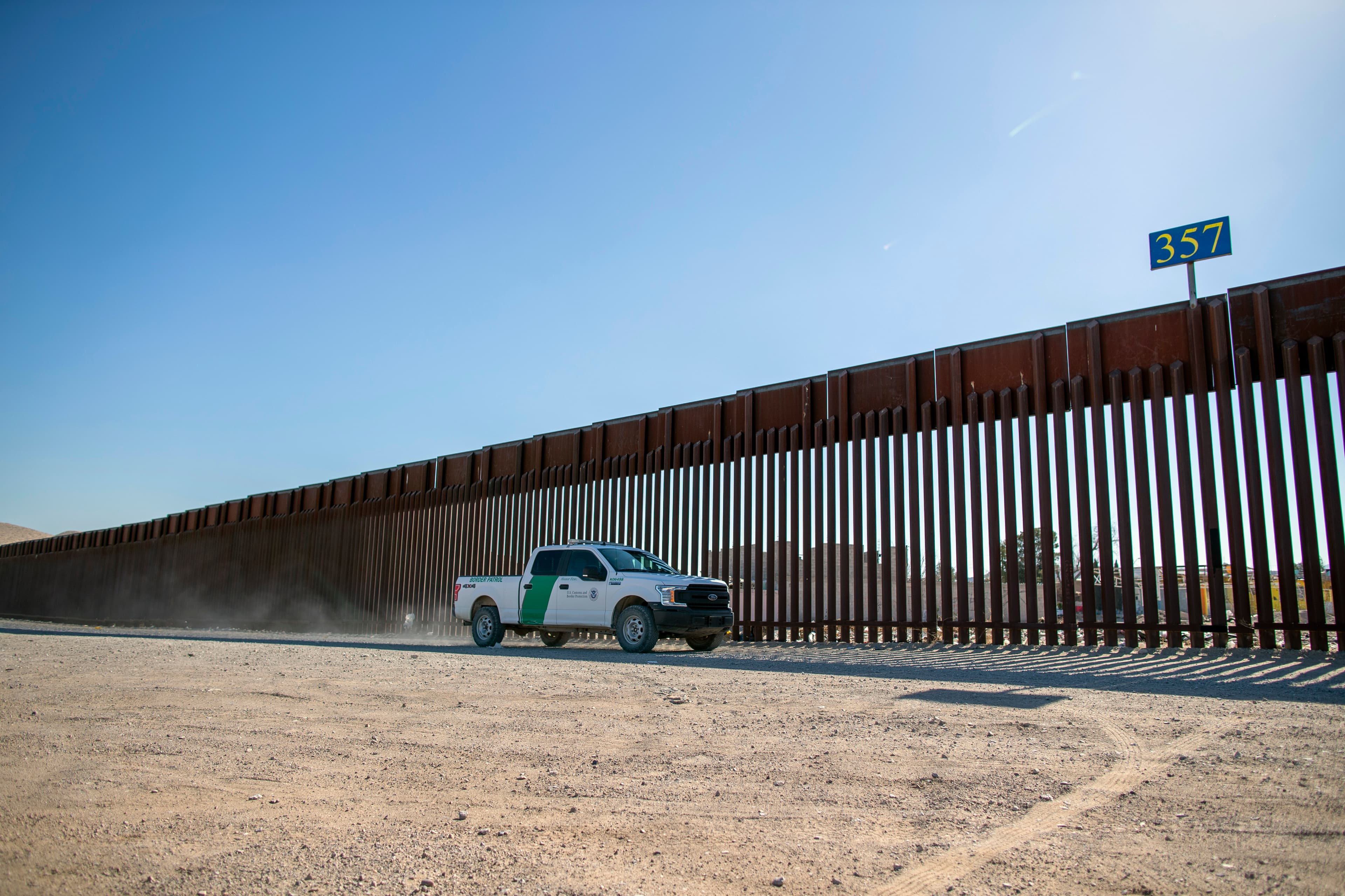 Judge to reconsider protections for immigrant children in US custody
