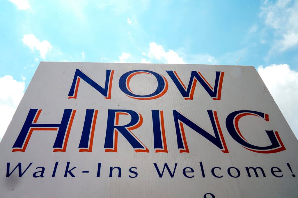 American workforce aging rapidly as young workers face hiring challenges