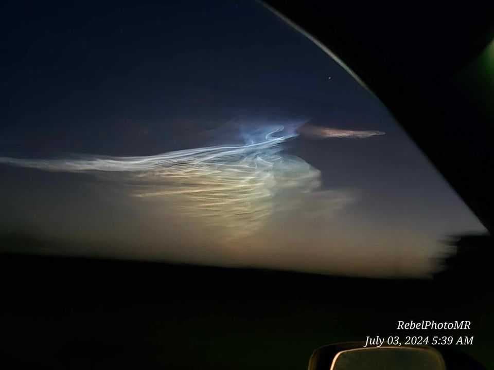 SpaceX launch creates noctilucent clouds visible from Southwest Florida