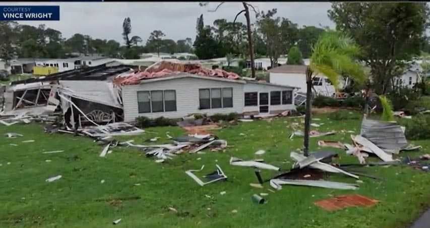 Why getting permits for repairs after a hurricane in Florida important