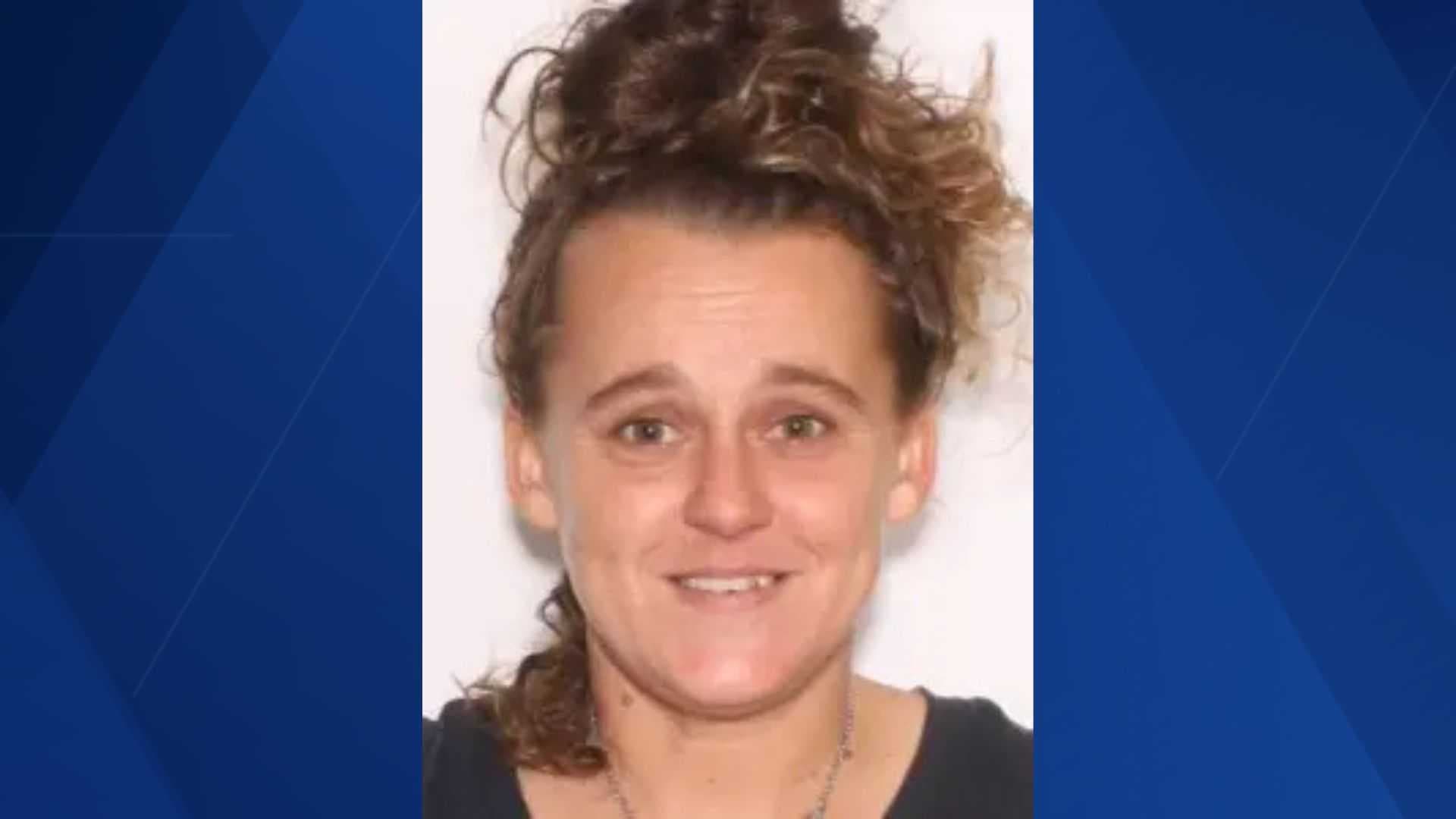 Charlotte County woman arrested after being accused of stabbing a child