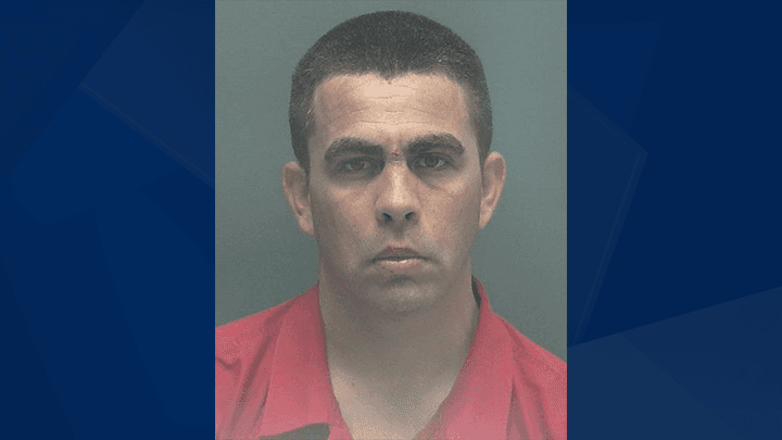 Wanted: Fort Myers man violates probation after charges of luring a child through Craigslist