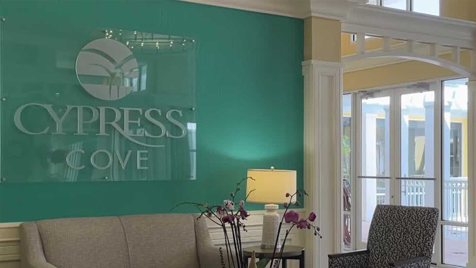 Jewelry stolen from senior at Cypress Cove living facility