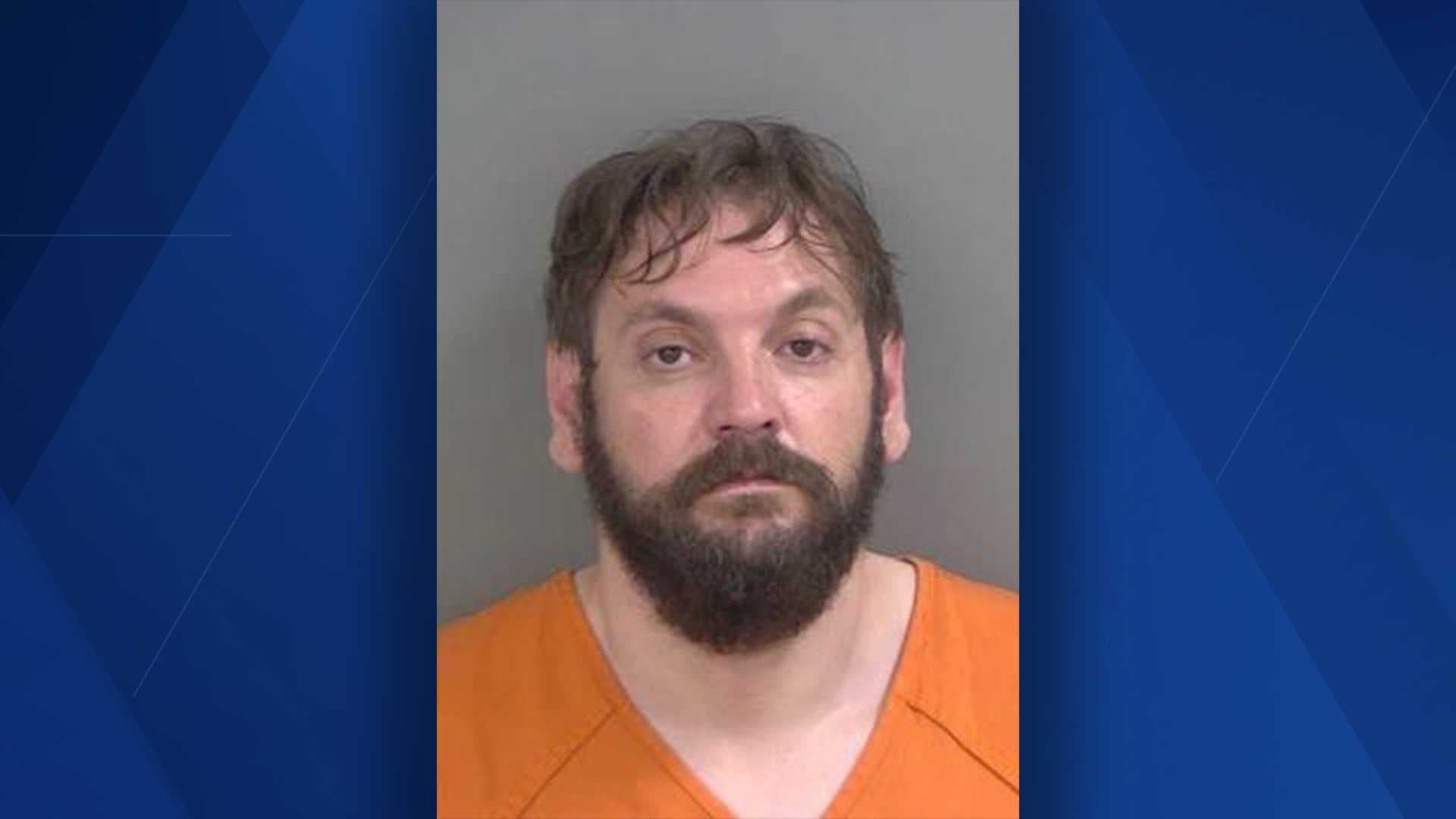 Cape Coral man accused of identity theft, making over $150K worth of fraudulent bank transactions