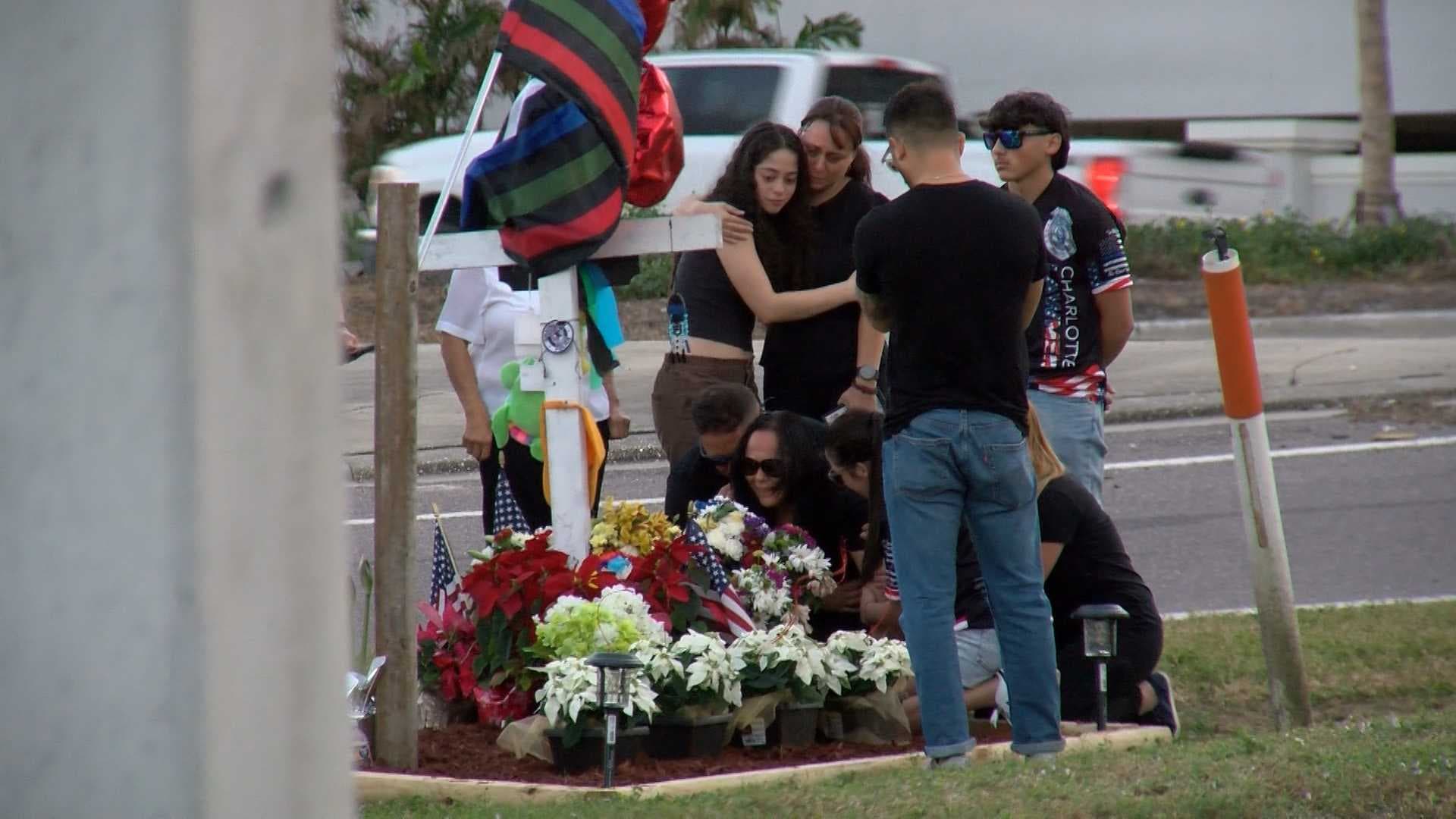 Memorial grows for fallen Charlotte County sergeant, Elio Diaz