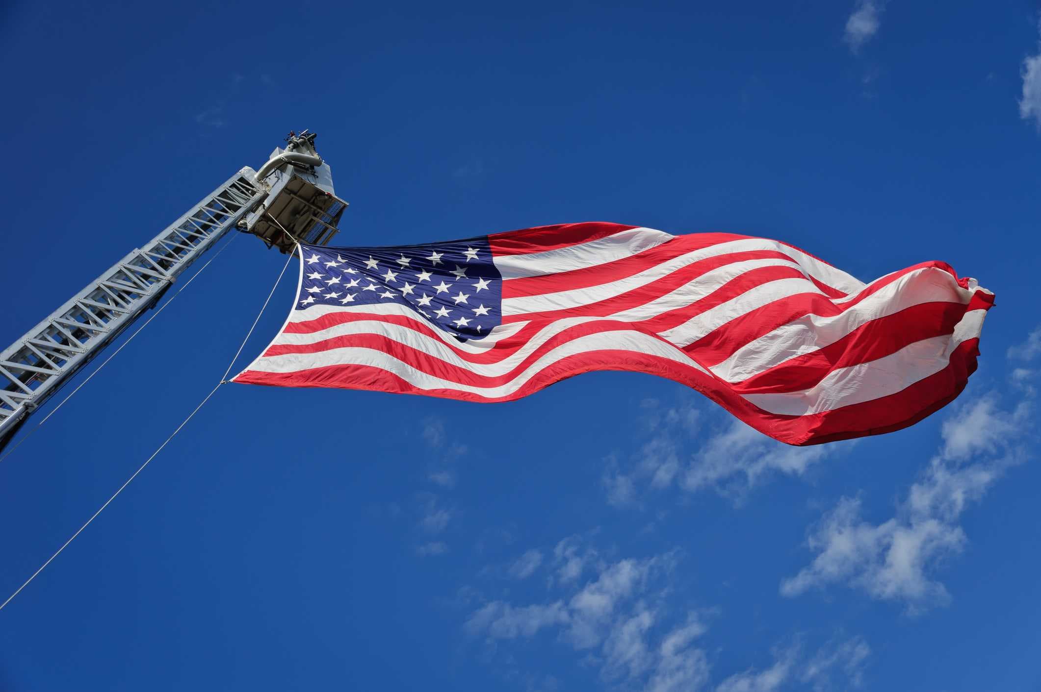 Crunch Fitness hosts stair climb challenge, honoring 9/11 first responders