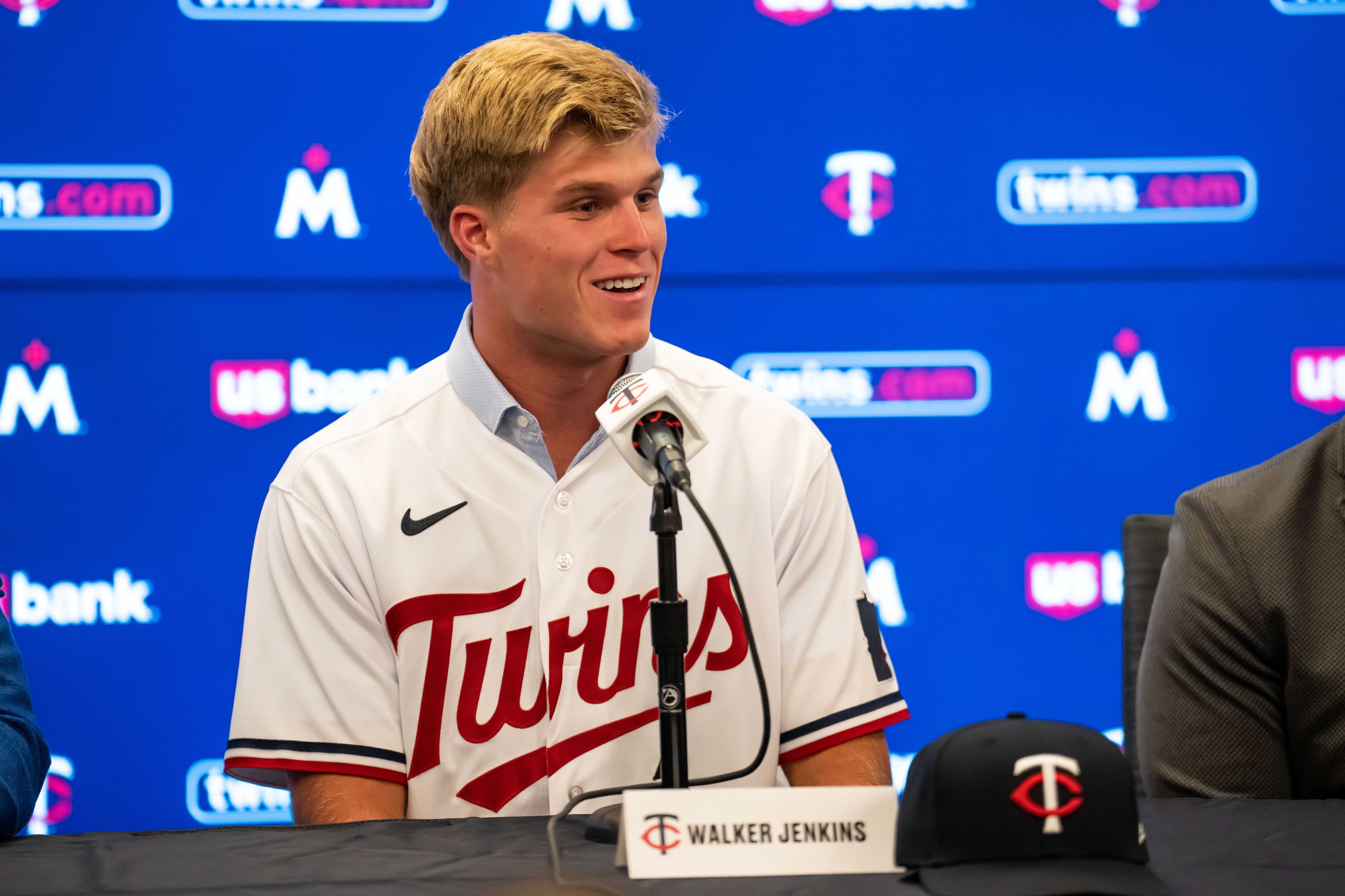 Twins top prospect Walker Jenkins thriving with Mighty Mussels