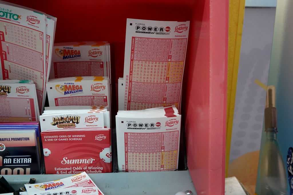 Cape Coral woman wins $2 million with Jackpot Triple Play lottery ticket