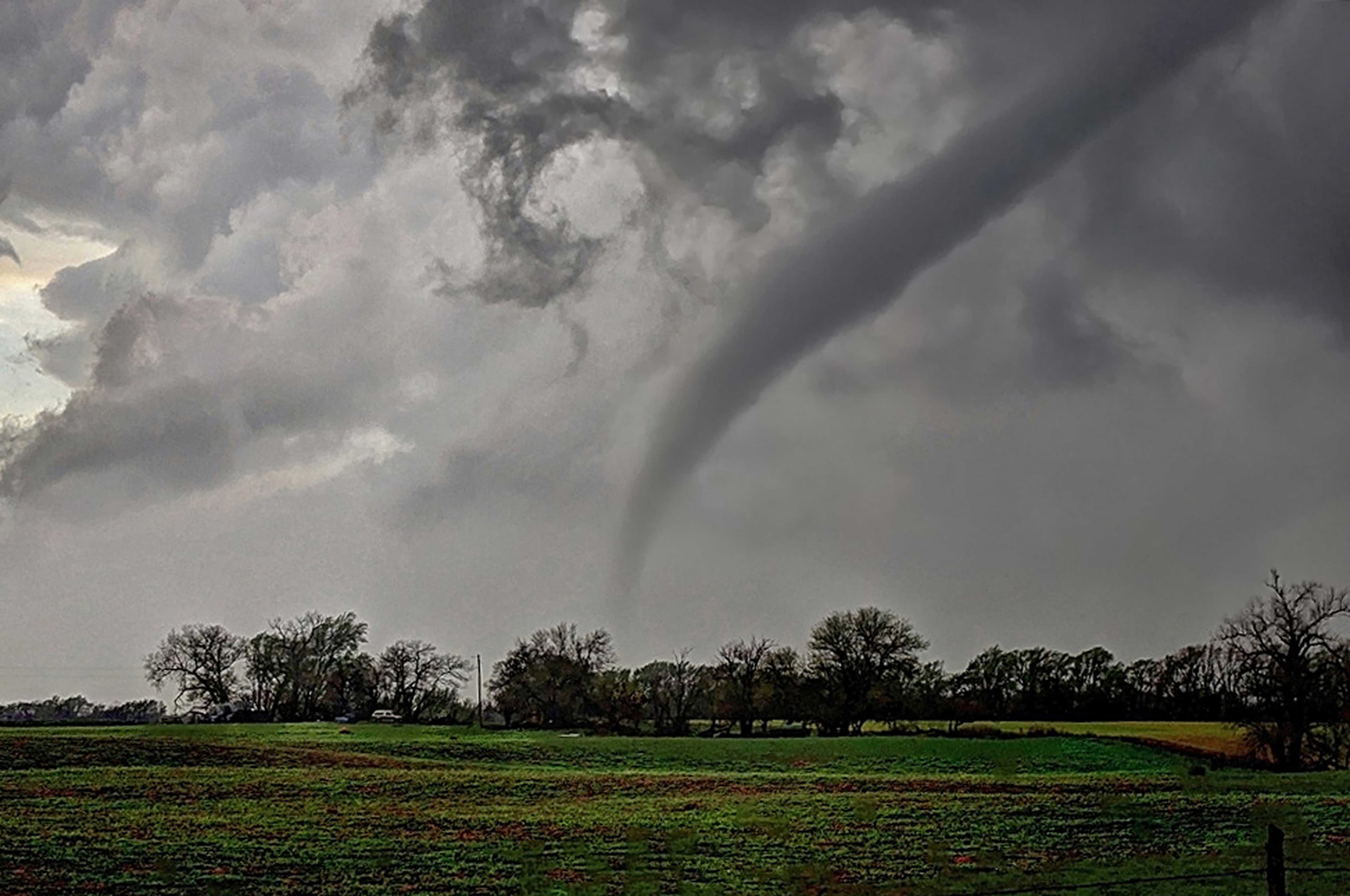Tornado safety tips