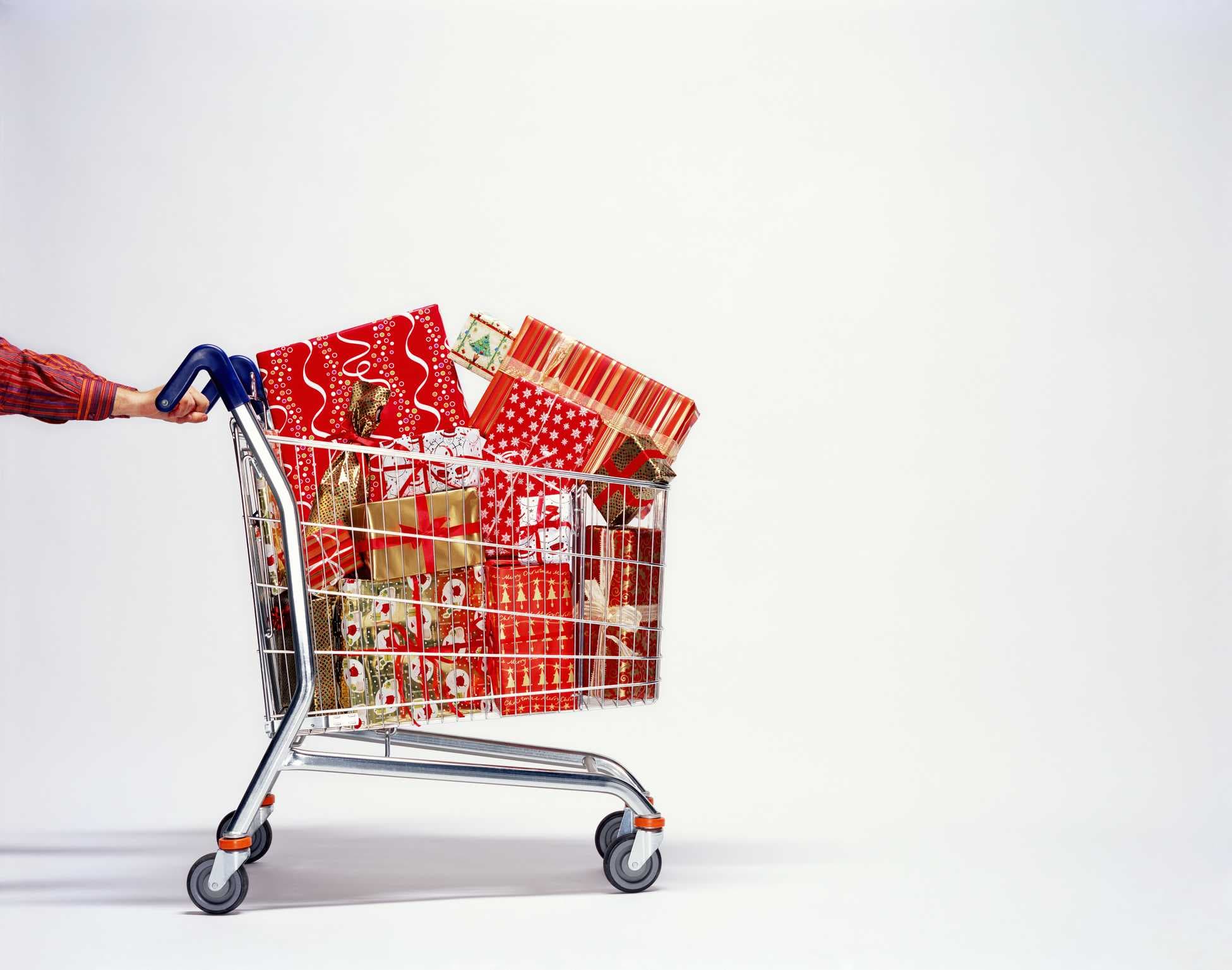 Hiring for the holidays: Businesses looking for seasonal employees in Southwest Florida