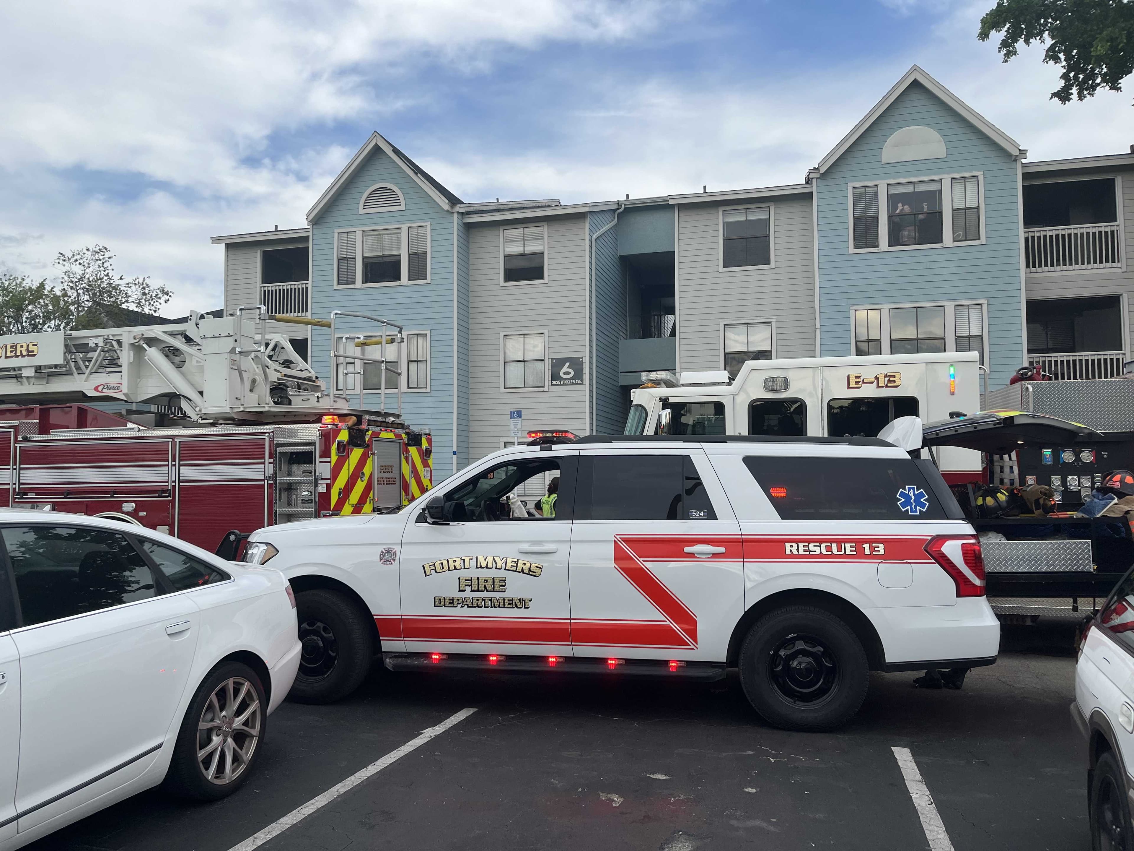 Crews on scene of fire at The Retreat at Vista Lakes