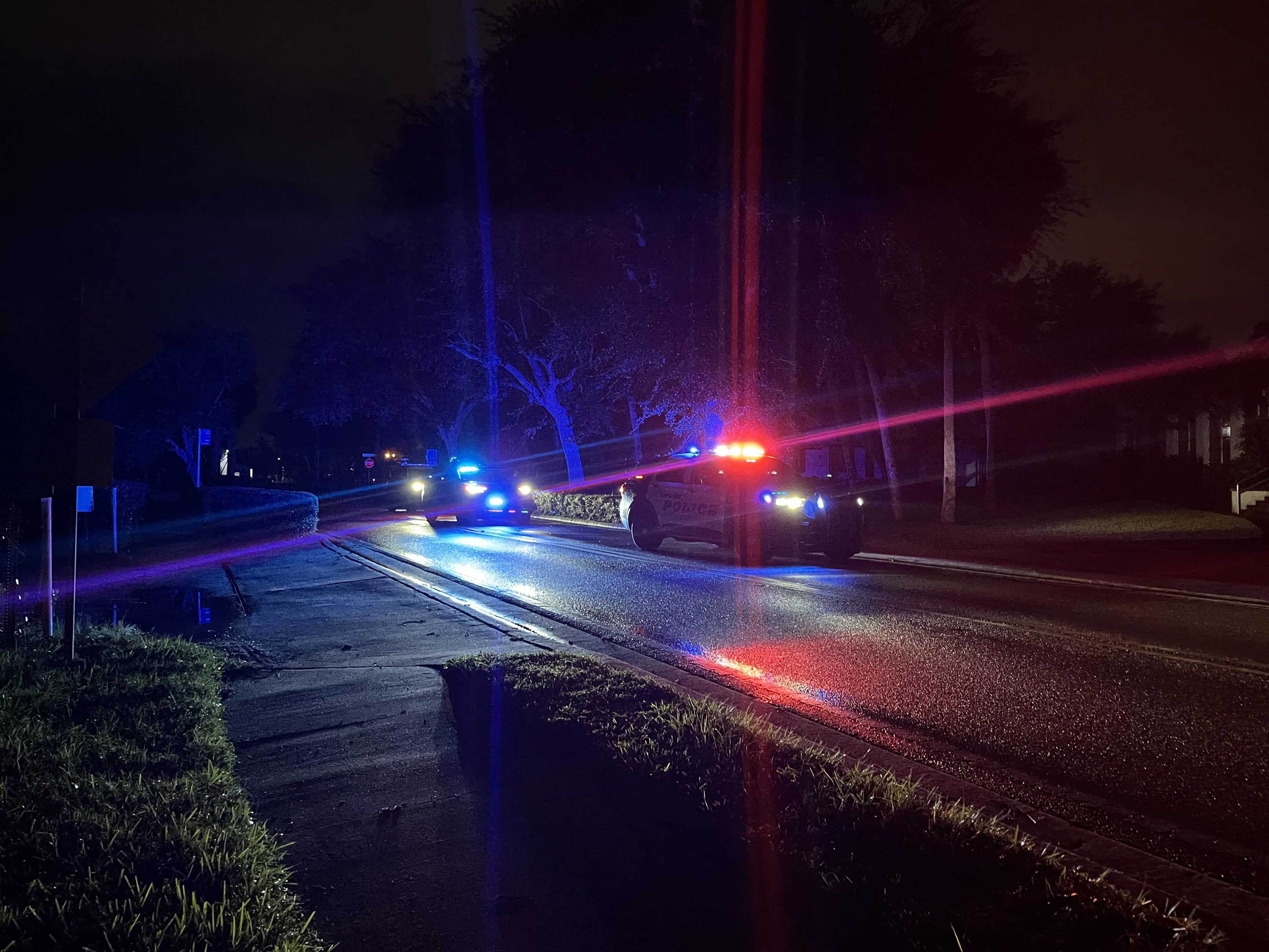 Thousands without power as power line goes down on McGregor Boulevard