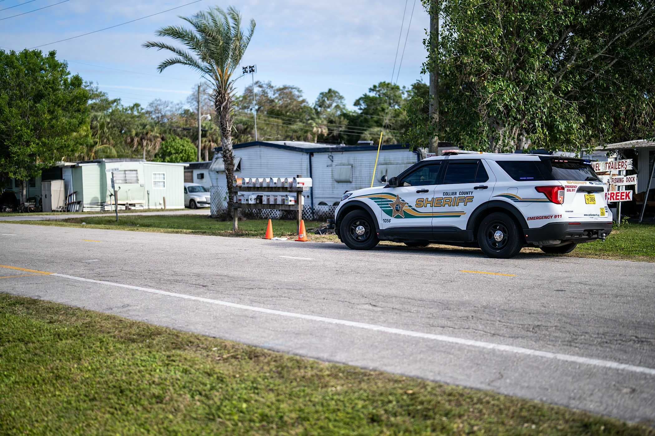 Man flown to hospital after stabbing in Lely