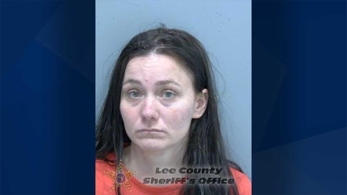 Former Lee County teacher assistant pleads guilty to sexual relationship with student