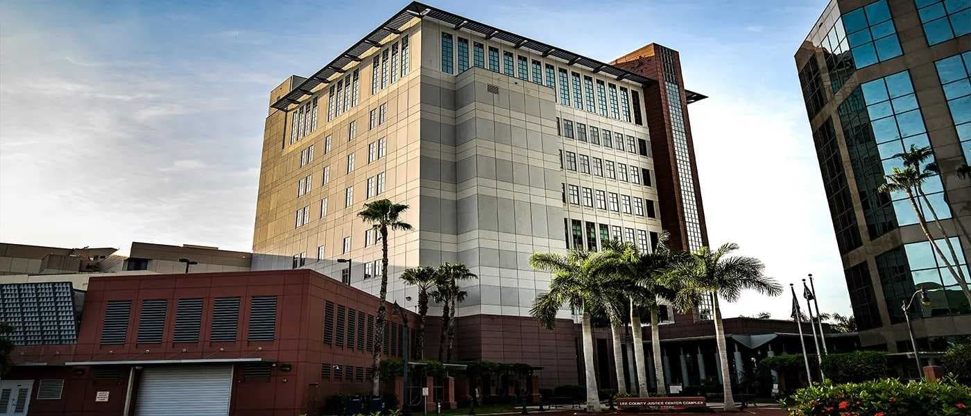 Tropical weather closes courthouses in Lee, Collier, Charlotte counties Thursday
