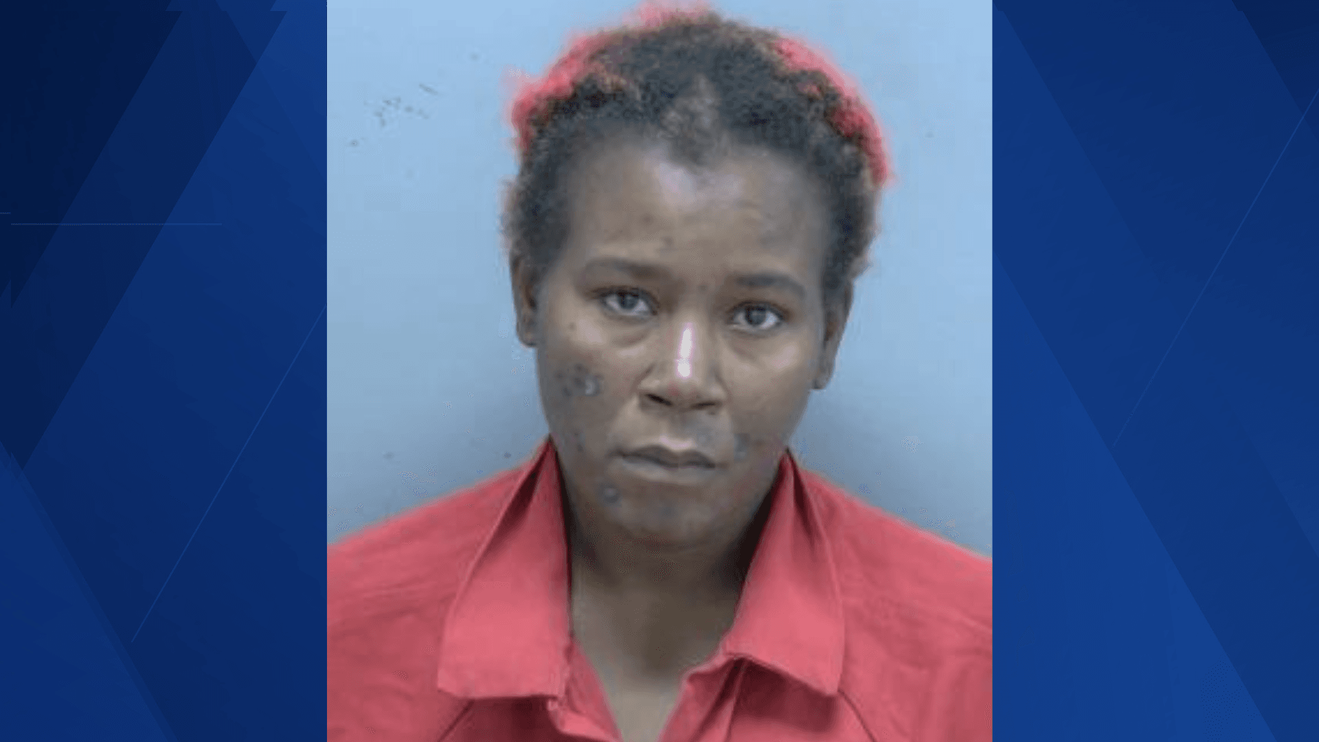 Fort Myers woman accused of violating probation after living in storage unit with kids