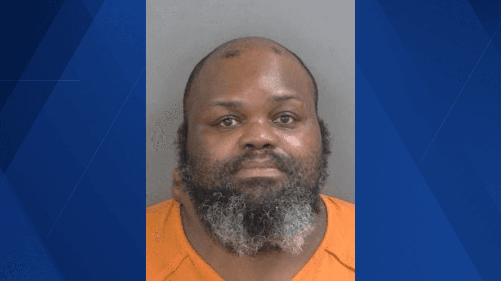 Man arrested on grand theft auto charge after crashing car in Collier County canal