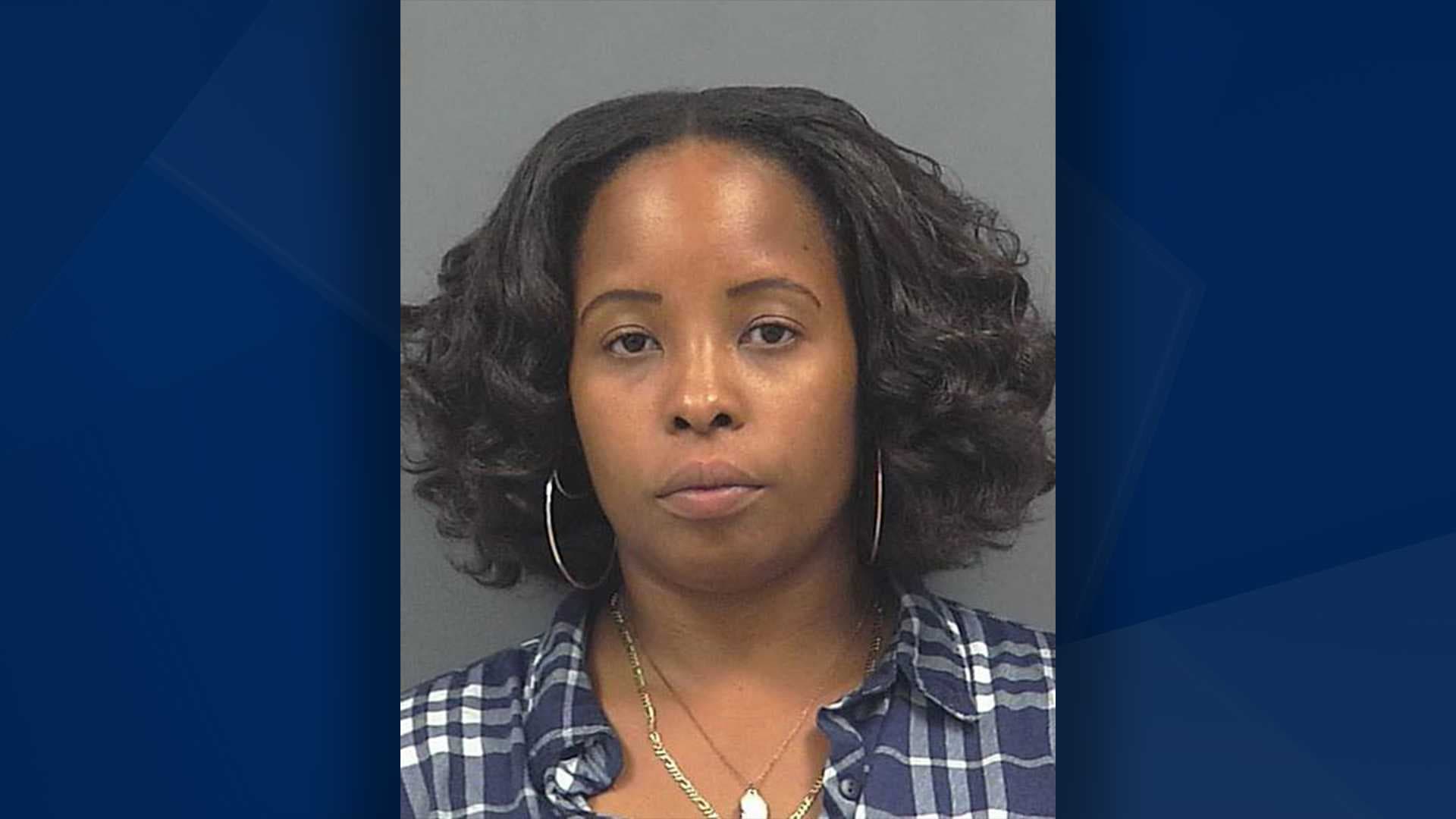 Lee County mother accused of violating probation following arrest for leaving babies home alone