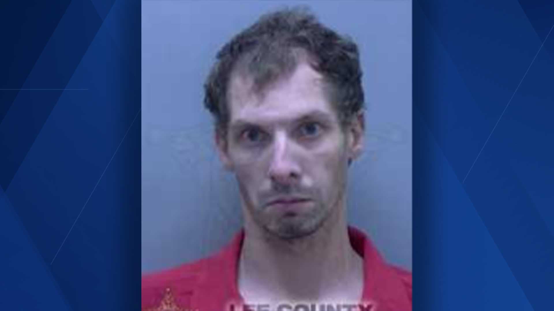 Man accused of threatening woman with machete after tailgating her on US-41 in Estero