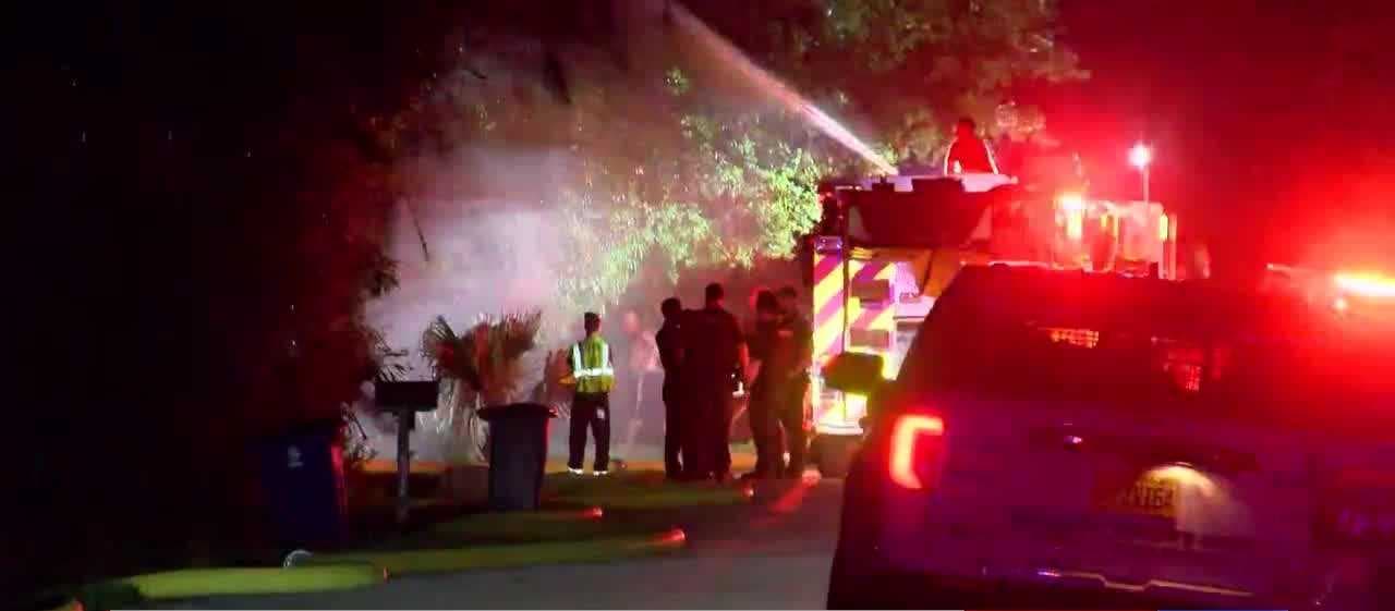 3 displaced after North Fort Myers house fire Friday morning