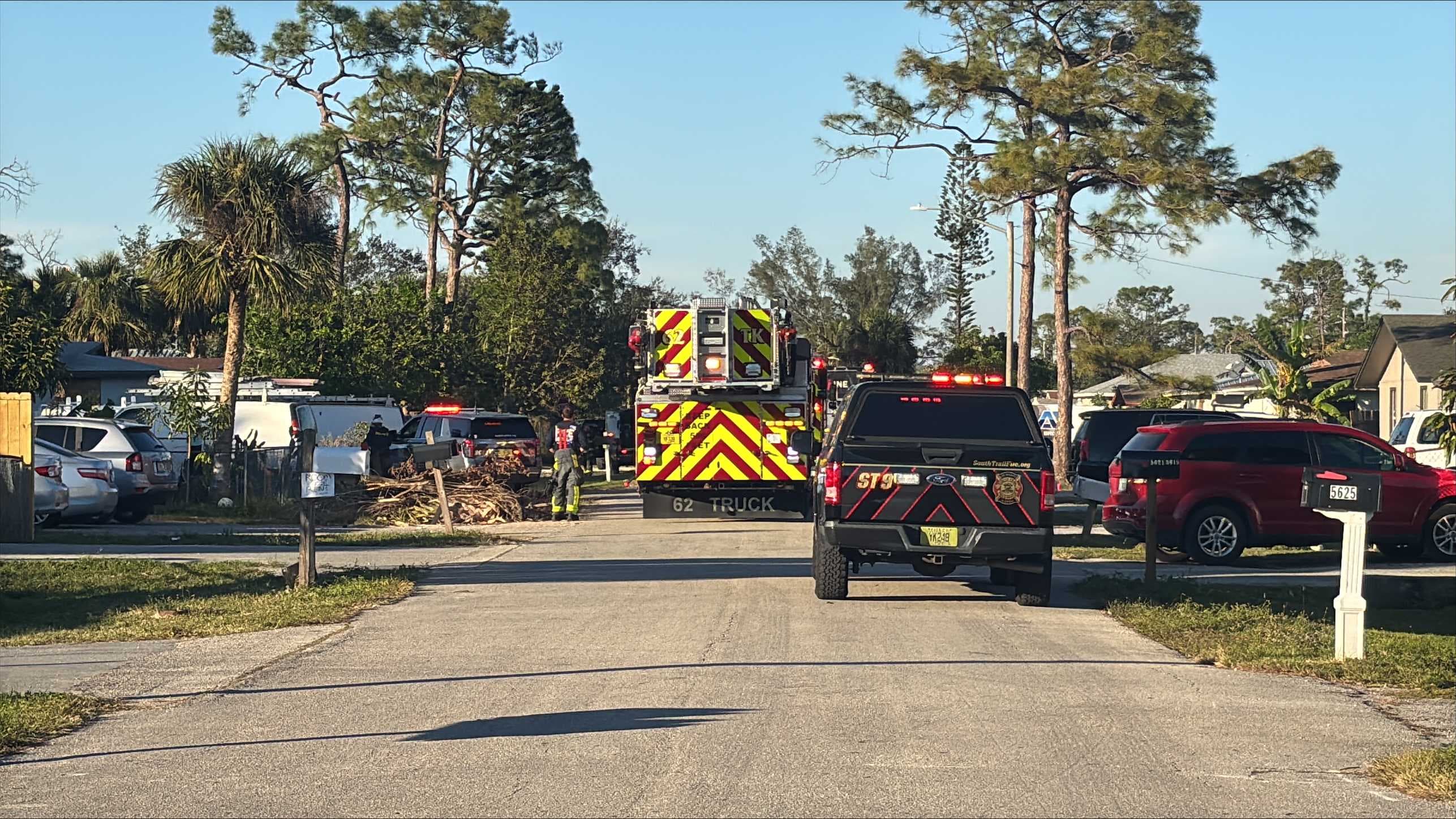 Fire erupts at Pine Manor home