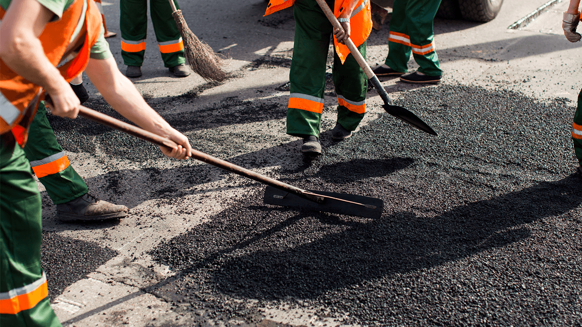 Roads close for construction in Naples on Thursday