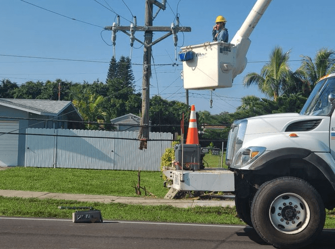 Roads closed after multi-vehicle crash involving power pole in Lehigh Acres