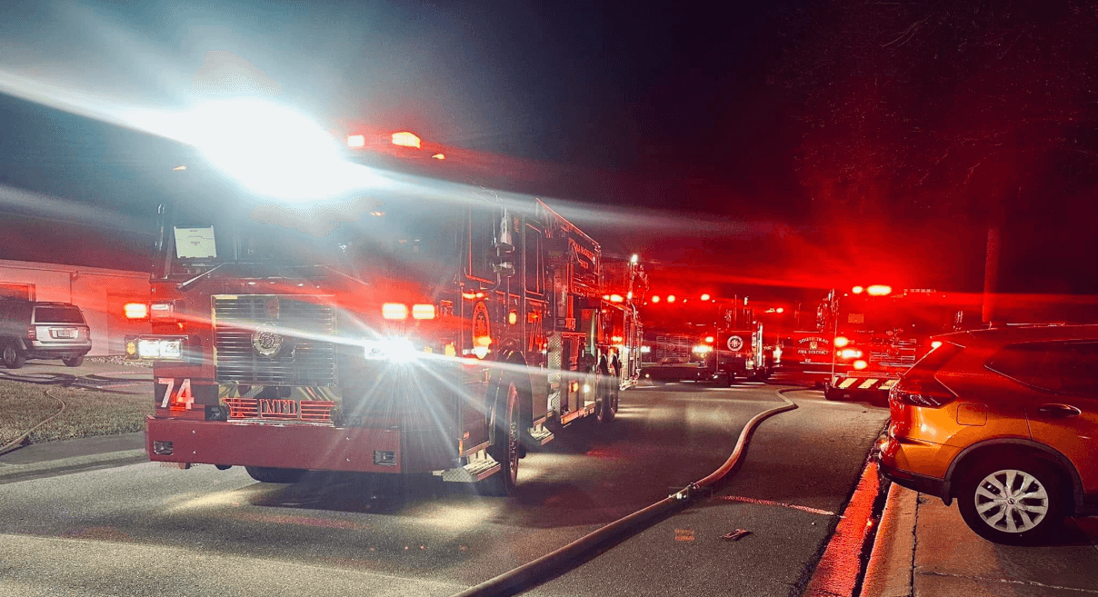 Crews battle house fire overnight in Fort Myers