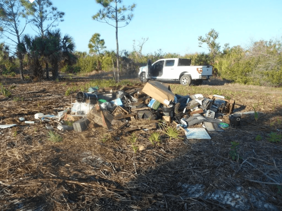 Englewood man calls deputies on himself, accused of illegal dumping and making false report