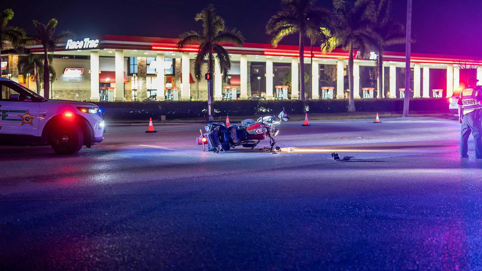 Motorcyclist suffers life-threatening injuries in North Fort Myers crash, FHP says