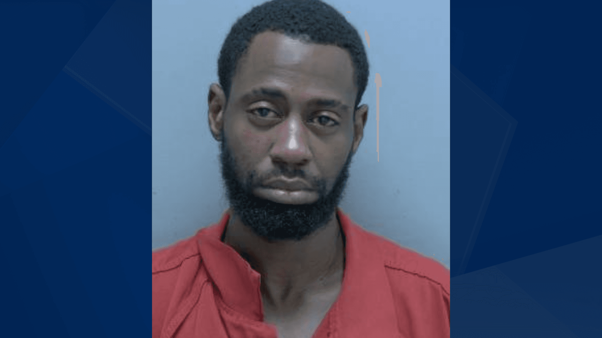 Officers search for man accused of trafficking MDMA in Fort Myers